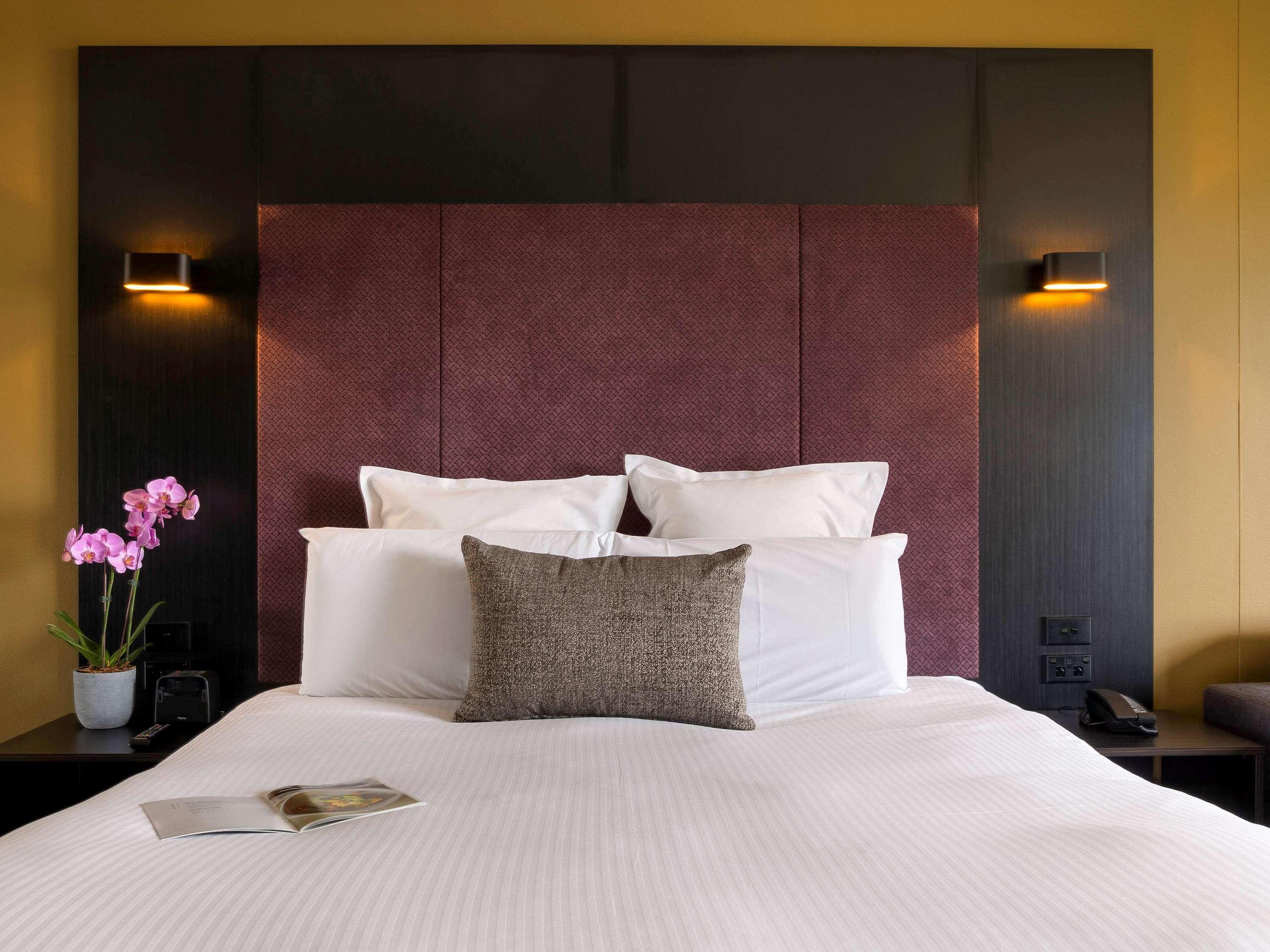 Pullman Sydney Hyde Park Hotell Eksteriør bilde A bedroom at the hotel