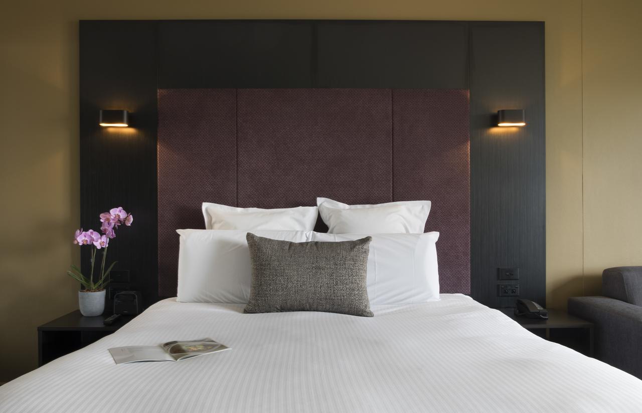 Pullman Sydney Hyde Park Hotell Eksteriør bilde A bedroom at the hotel