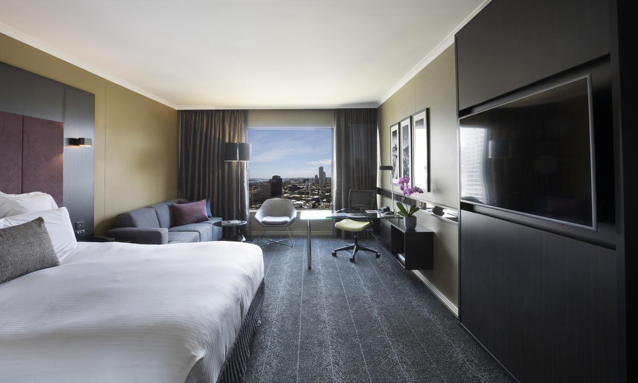 Pullman Sydney Hyde Park Hotell Eksteriør bilde A room at the hotel